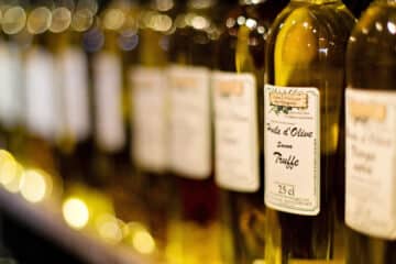 Choisissez une huile d'olive de qualité pour profiter de sa saveur et de ses nombreux bienfaits