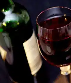 Comment estimer la valeur d'une bouteille de vin ?