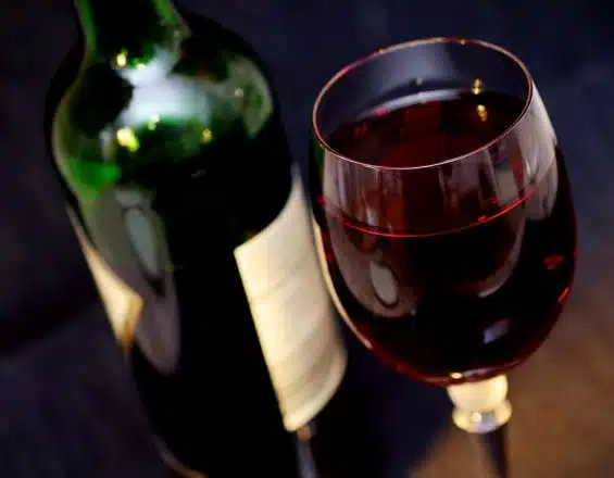 Comment estimer la valeur d'une bouteille de vin ?