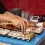 Comment la cuisine japonaise inspire les sushis en livraison à Marseille ?